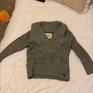Amber Crombie and Fitch sweater